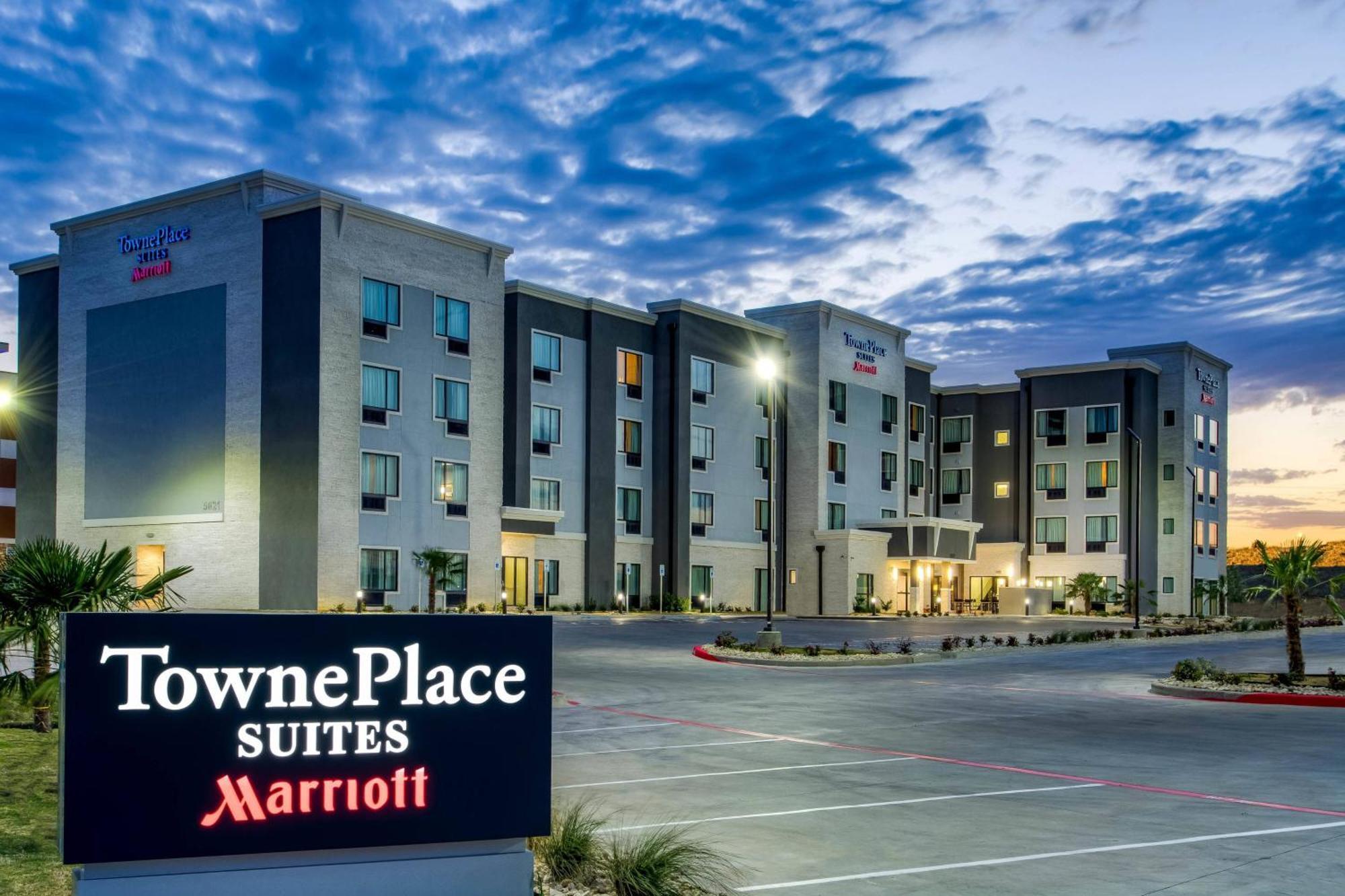Towneplace Suites By Marriott Waco South Exteriér fotografie